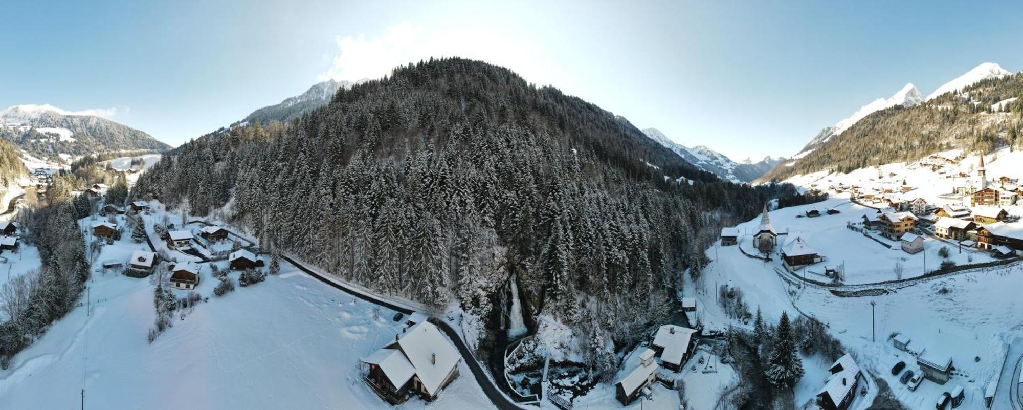 Hotel Cascade De Jaun Esterno foto